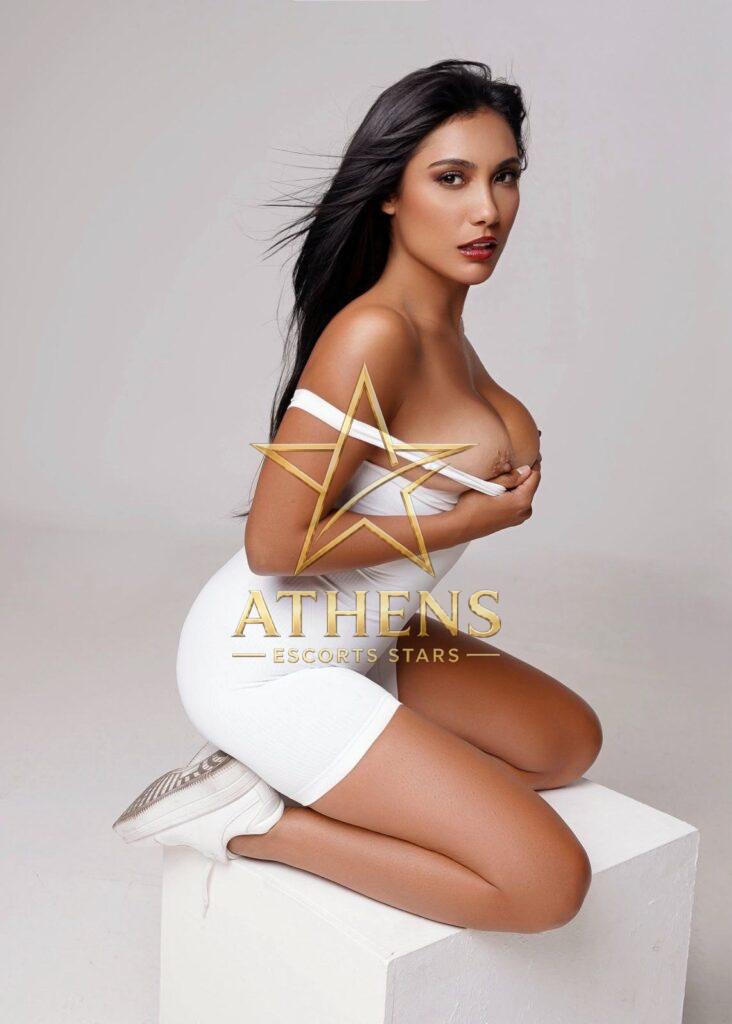 YARA-ATHENS-ESCORT-STARS-4-732x1024